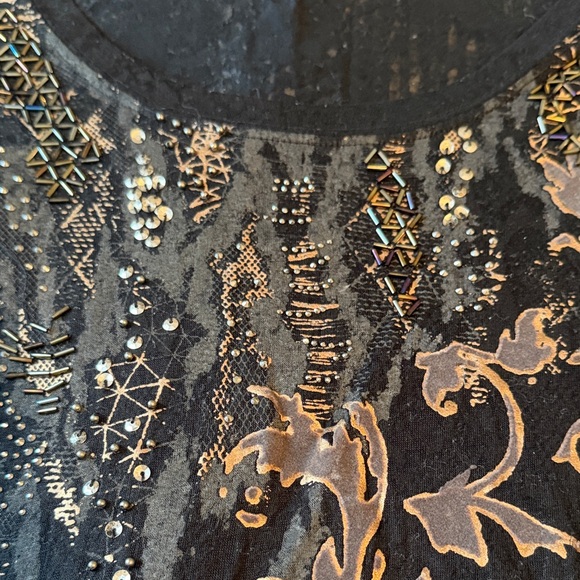 Miss Me Black Short Sleeve Top with Silver Accents - Picture 2 of 7